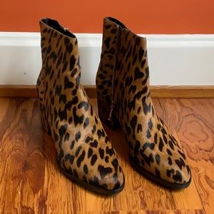 J.McLaughlin Gwyneth Cow Hair Leopard Print Boot size 10